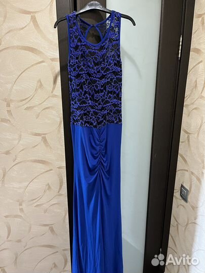 Платье вечернее