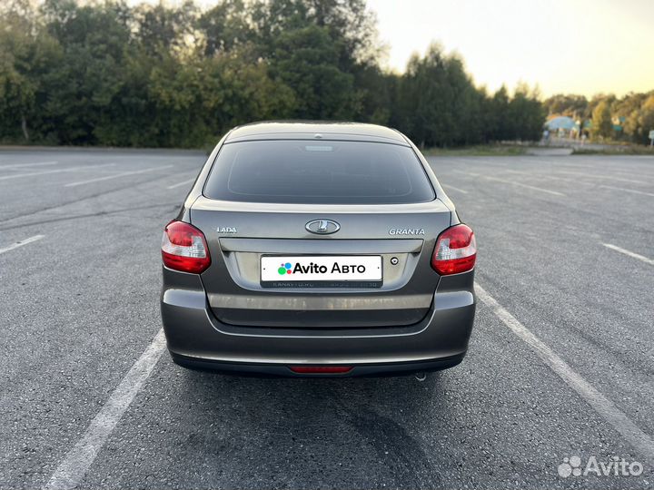 LADA Granta 1.6 МТ, 2016, 177 000 км