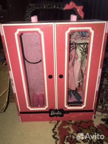 Гардероб для кукол