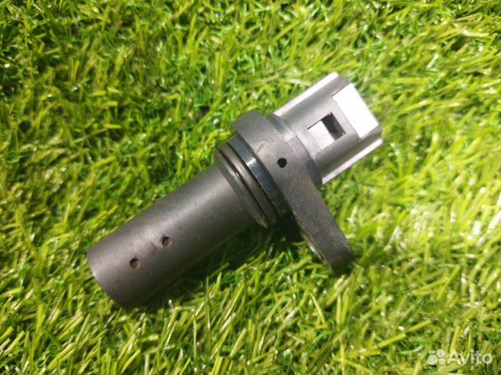 Датчик положения коленвала Mitsubishi Lancex X