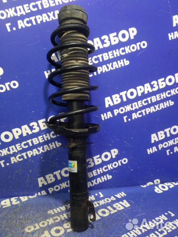Передняя правая стойка амортизатора Skoda Octavia