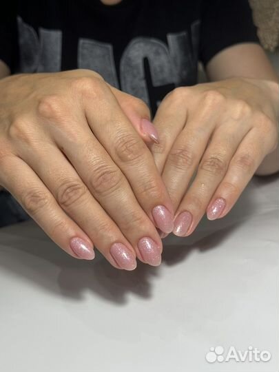 Маникюр и педикюр