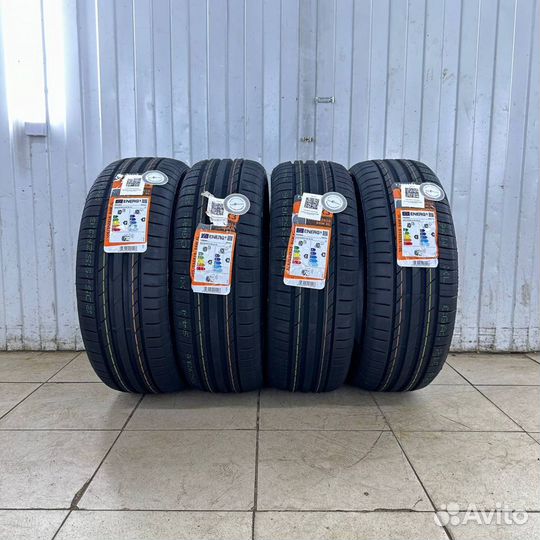 Tracmax X-Privilo TX3 235/40 R18