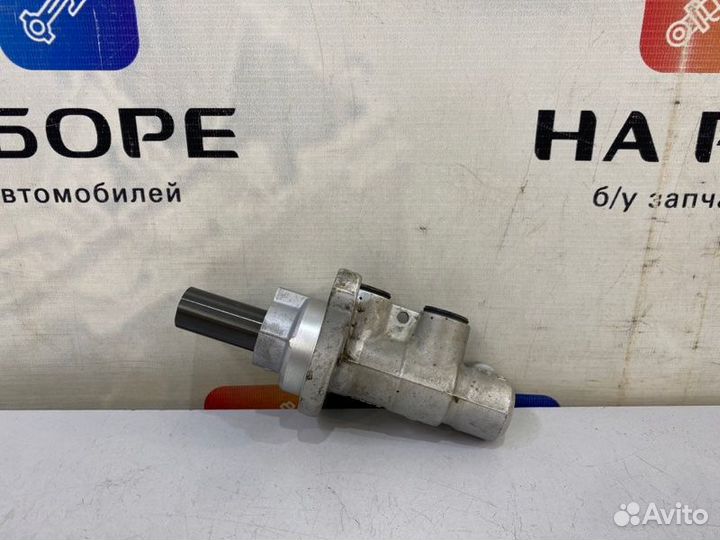 Главный тормозной цилиндр Kia Sportage 3