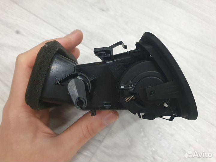 Воздушные дефлекторы салона пассат б7