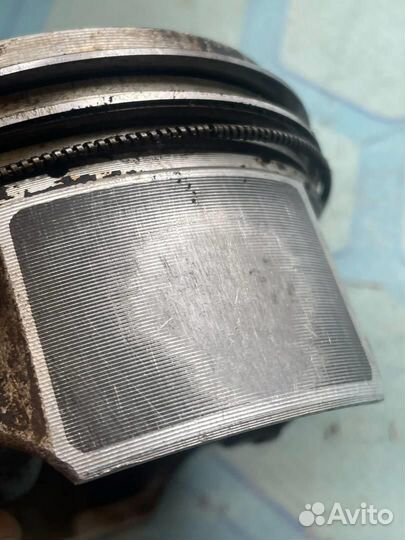 Поршень без шатуна 06H107065DL