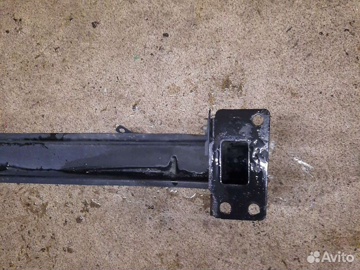 Skoda Fabia Roomster (10-15 ) усилитель переднего