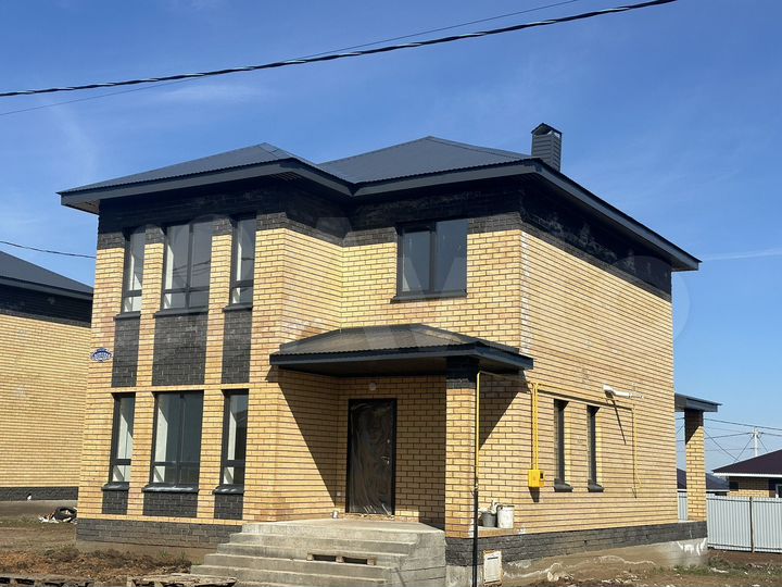 Дом 145 м² на участке 8 сот.