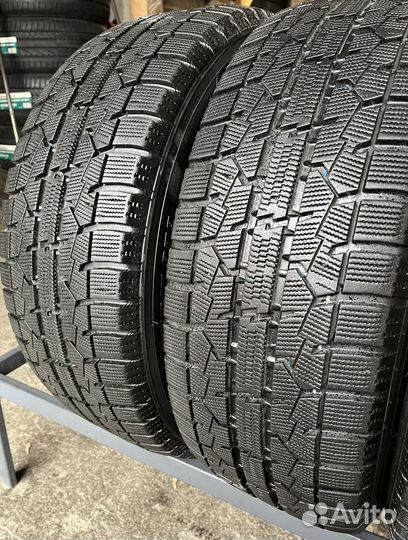 Toyo Observe Garit GIZ 225/55 R17