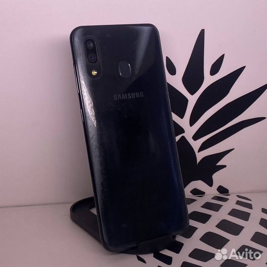 Samsung Galaxy A30, 3/32 ГБ