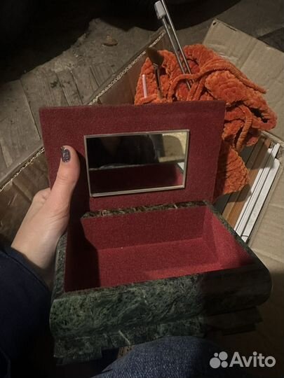 Каменные шкатулки