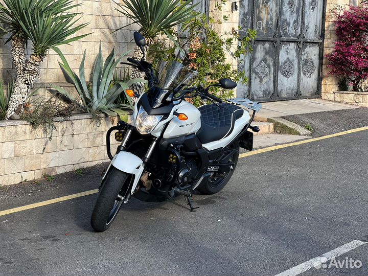 Свежий мотоцикл Honda