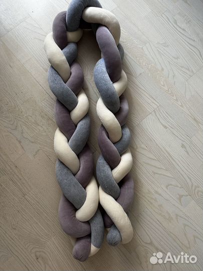 Бортик «косичка» в кроватку