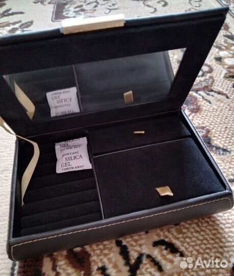 Шкатулка Бижутерия