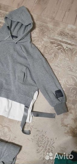 Костюм женский