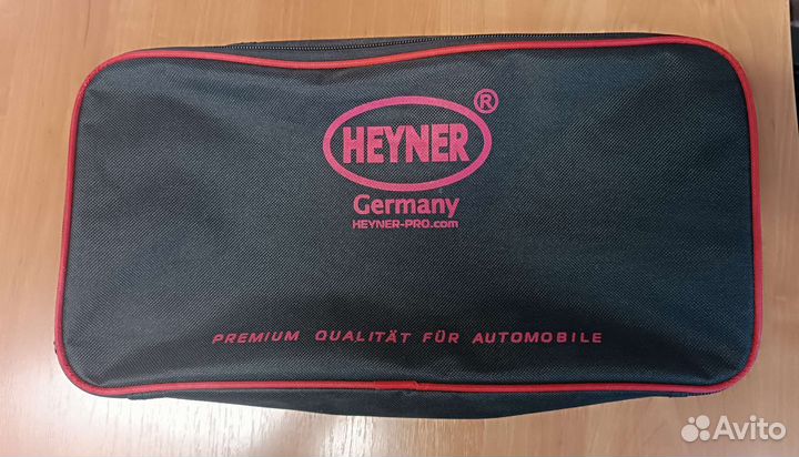 Автомобильный пылесос