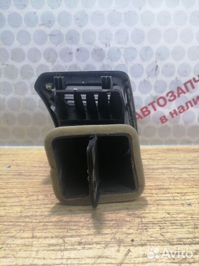 Дефлектор салона правый Honda Accord VII 2007