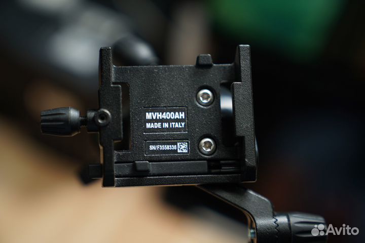 Штативная голова Manfrotto MVH400AH Б/У