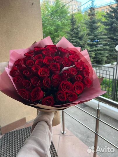 Букет 51 малиновая Роза 40 см