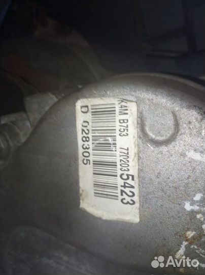 Двигатель Рено 2005 г.,1,6 бензин 16V K4M753