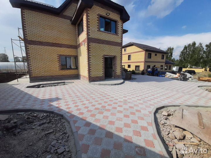 Тротуарная плитка, водосток, бордюр