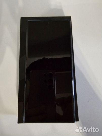 Samsung Galaxy S22 Ultra, 12/256 ГБ