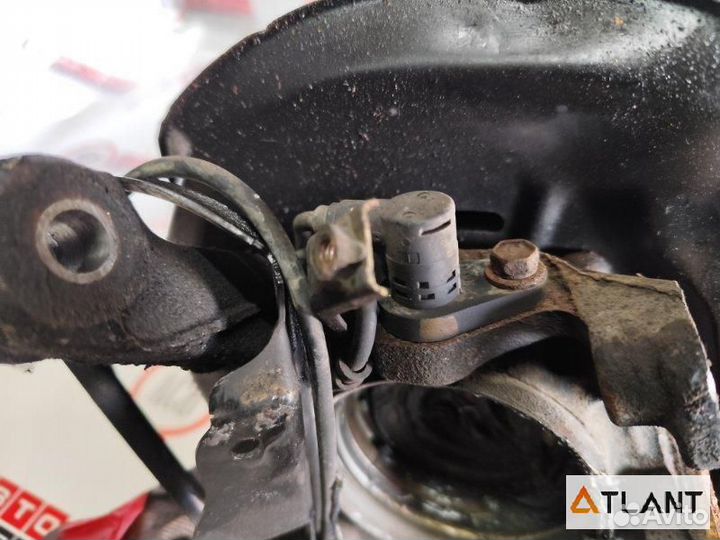 Ступица передняя правая toyota camry