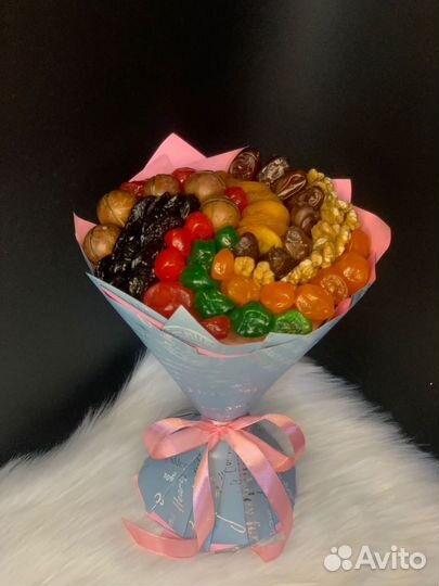 Букет из сухофруктов
