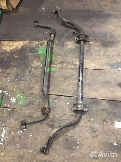 Стабилизатор поперечный Nissan Pathfinder 51