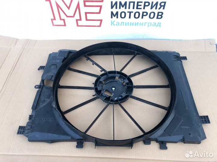 Кожух вентилятора охлаждения Mercedes Gla-Class