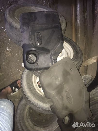 Кышка декративная мотора