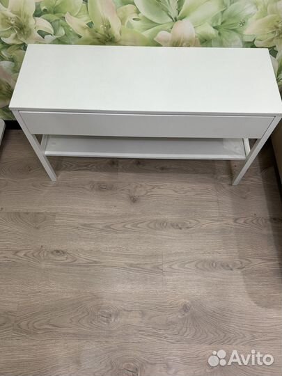 Тумба под телевизор