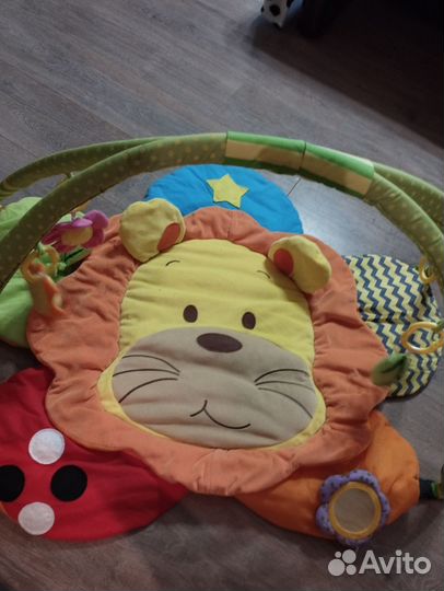 Развивающий коврик