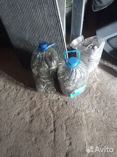 Болты гайки пистоны рено