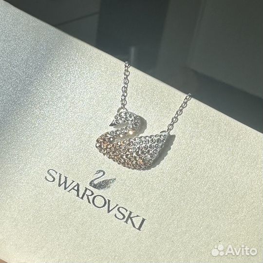 Кулон swarovski iconic swan