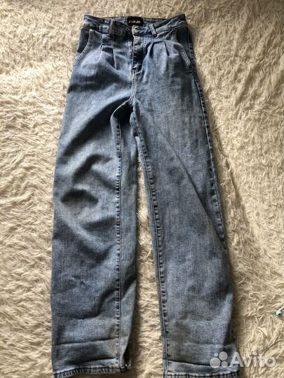 Джинсы женские широкие