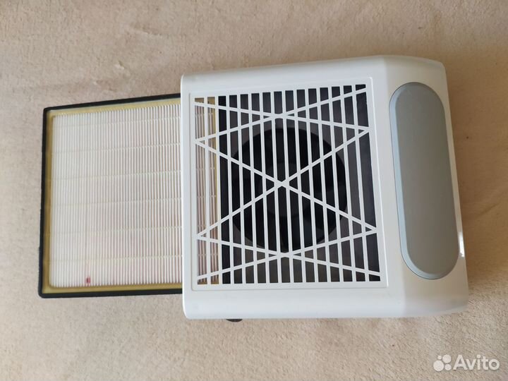 Маникюрный пылесос