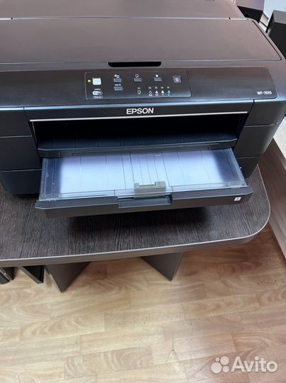 Цветной струйный принтер