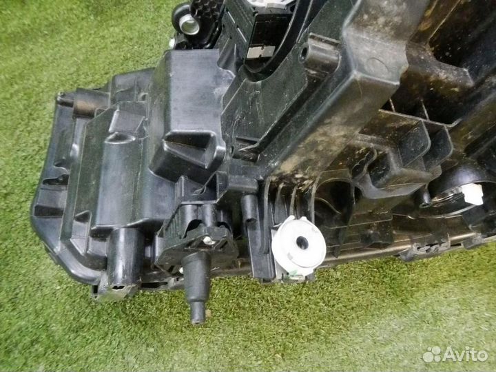 Фара правая BMW 6-Series Gran Turismo