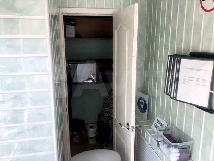 Стоматология с оборудованием, 124.6 м²