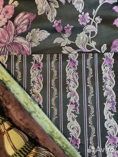 Ткань жаккардовая Цветы фуксия