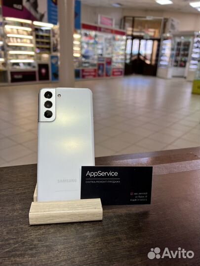 Samsung Galaxy S21, 8/256 ГБ