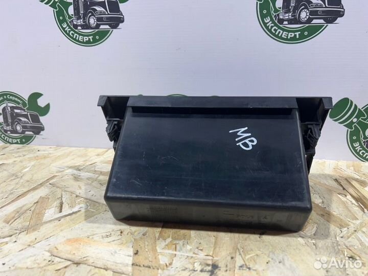 Бардачок Mercedes Actros