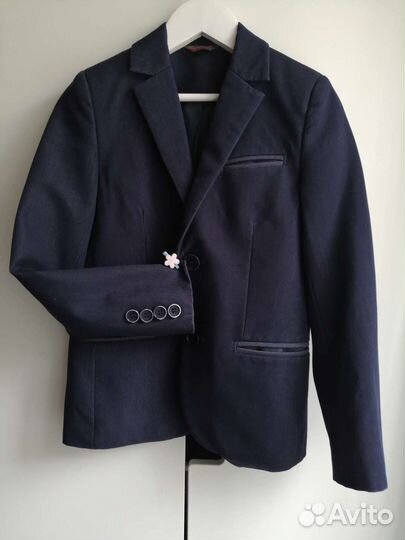 Школьный пиджак, жилет, джемпер 128 р., 7 лет