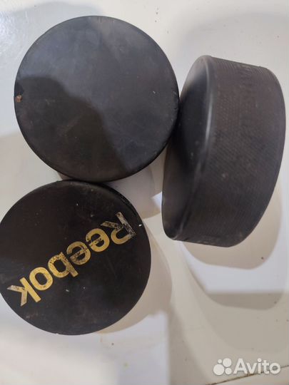 Шайба хоккейная бу