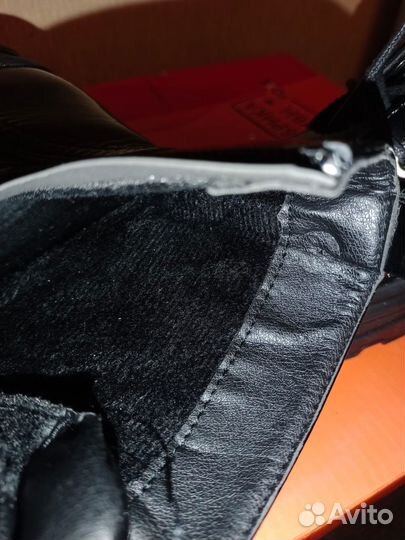 Новые ботинки зима/ осень