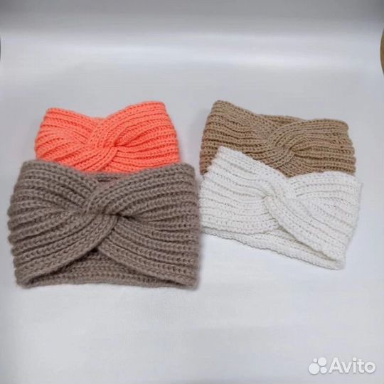 Повязка на голову вязаная ручная работа