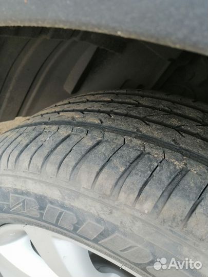Bridgestone B330 255/55 R18