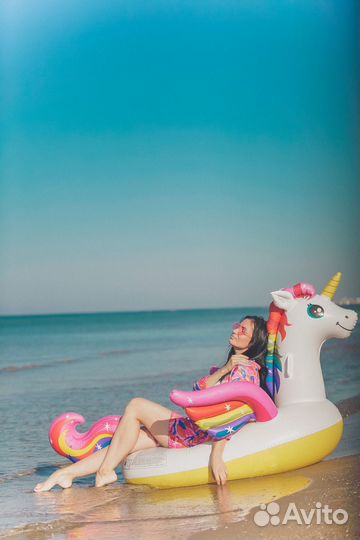 Надувной единорог