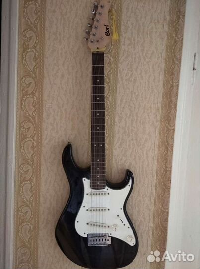 Электро-гитара